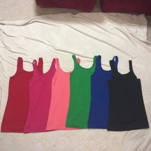 Lot of 6 Old Navy tank tops size small